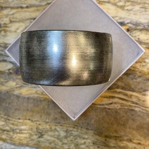 POSH: Brushed Silver/Acrylic Cuff Bracelet! And Can you say POSH?